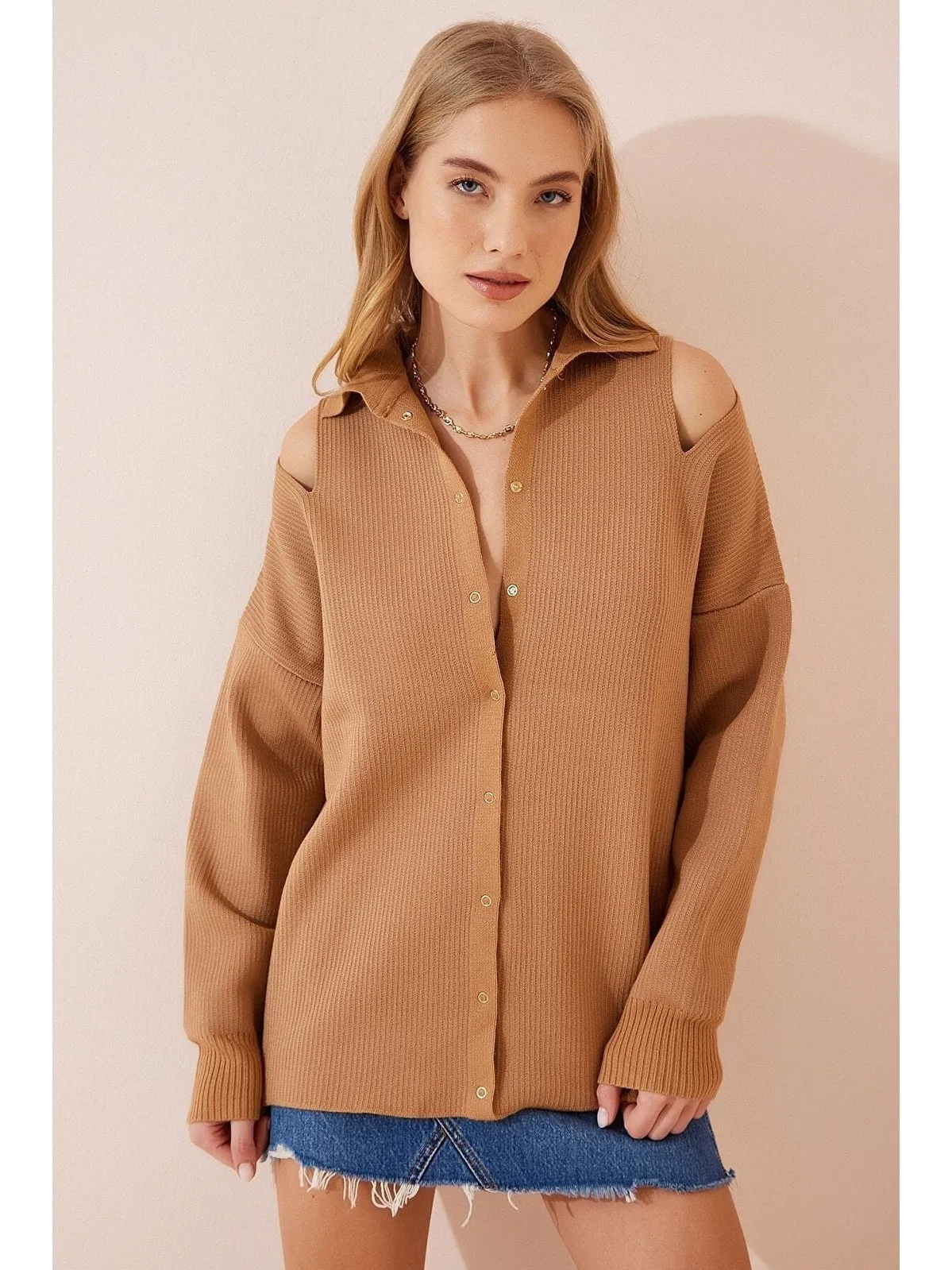 Camel Cut Out Detailed Knitwear Cardigan