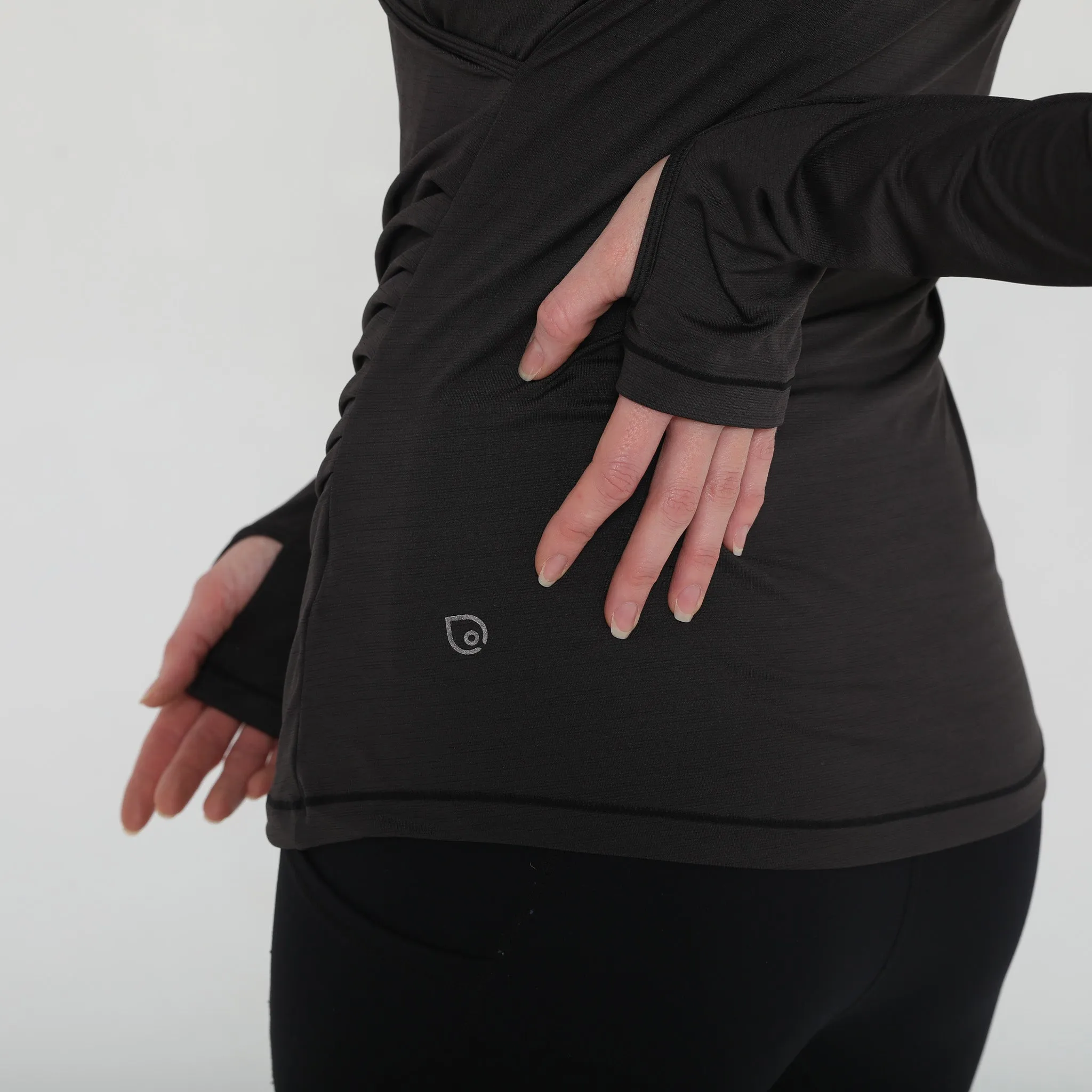 Olivia During & After Crossover Layering Long Sleeve Top (Noir)