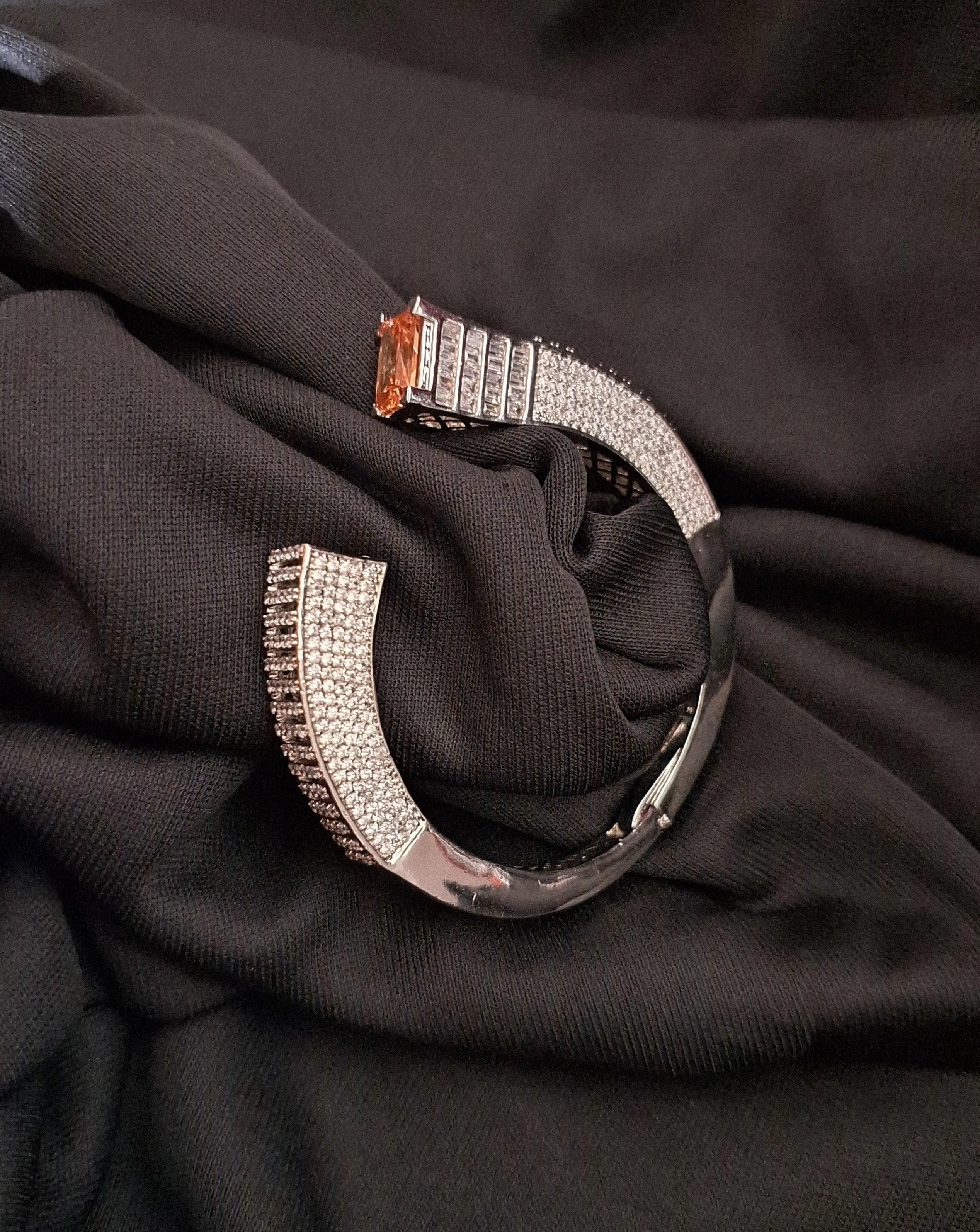 Zevarly Bianca Unique Stylish AD Bracelete
